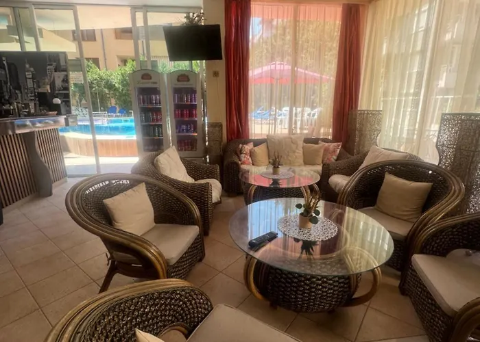 Ξενοδοχείο Bm Complex